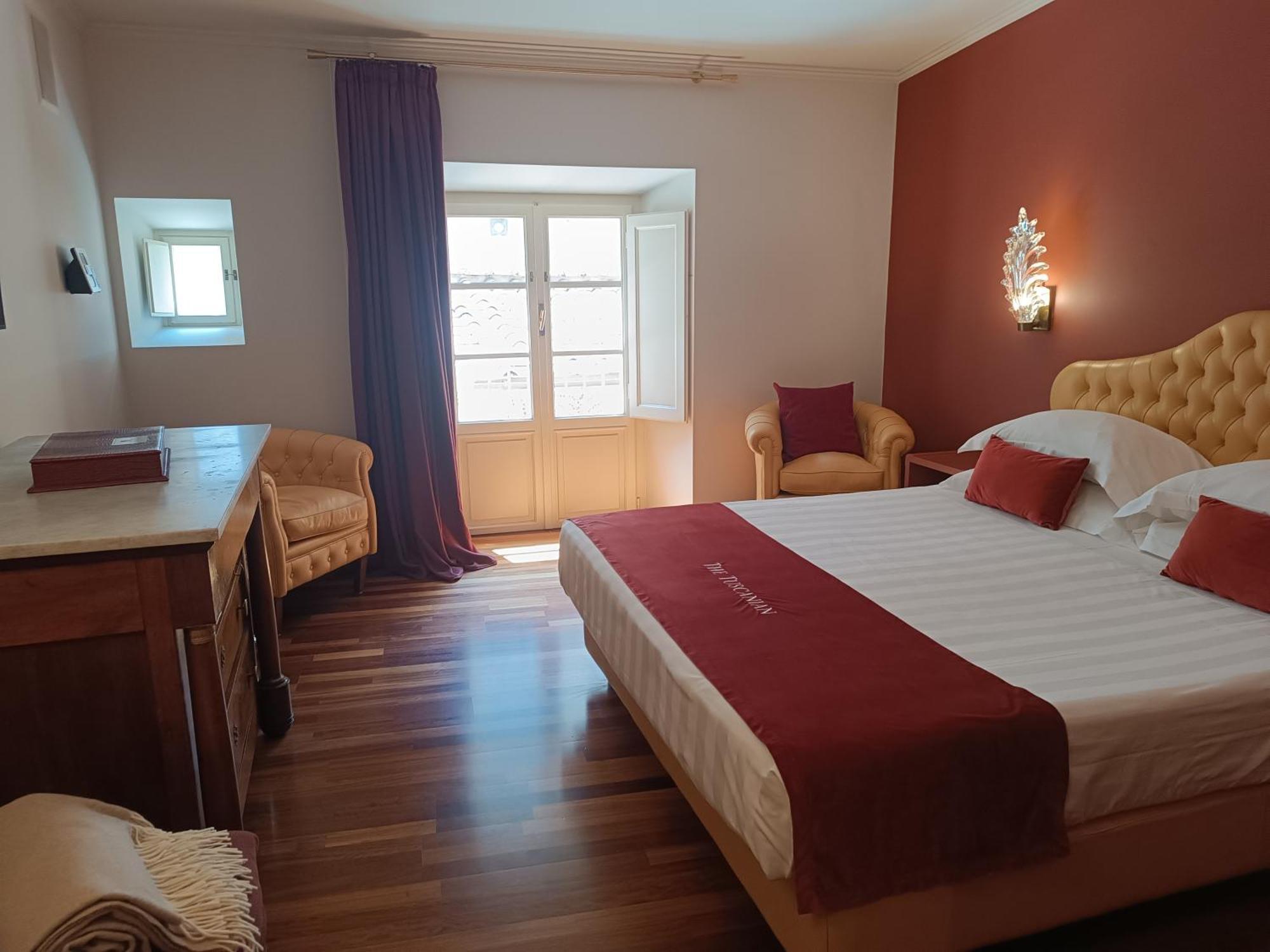 The Tuscanian Hotel Lucca Bagian luar foto